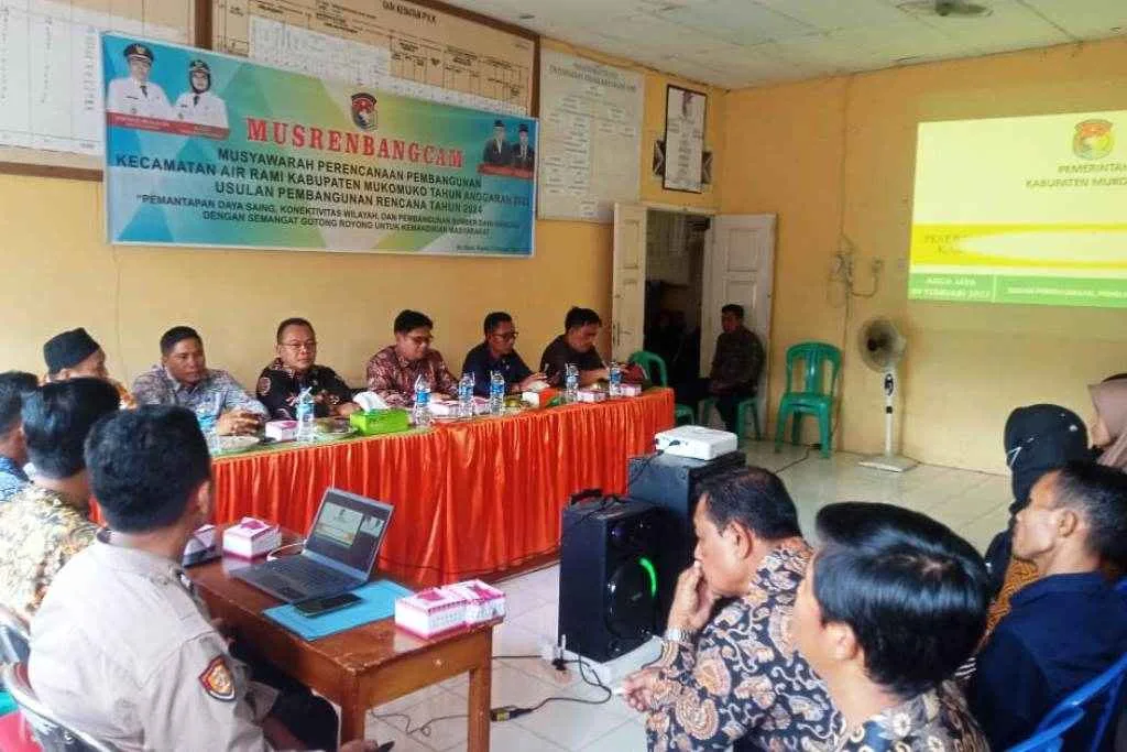 Anggota DPRD Mukomuko Hadiri Musrenbangcam Air Rami