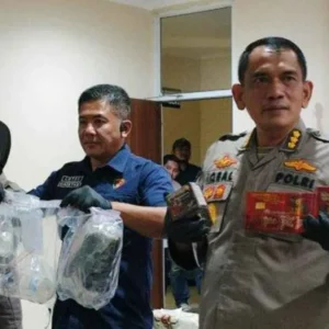 Ditresnarkoba Polda Jateng Ungkap 66 Kasus Narkoba Dan Obat Terlarang Ditresnarkoba Polda Jateng Ungkap 66 Kasus Narkoba Dan Obat Terlarang