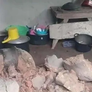 Dituduh Hasil Hubungan Gelap, Ibu ini Bakar Bayinya Ditungku Perapian