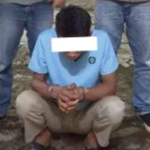 Gegara Hutang Rp.100 Ribu, Pria ini Bacok Teman Sendiri Gegara Hutang Rp.100 Ribu, Pria ini Bacok Teman Sendiri