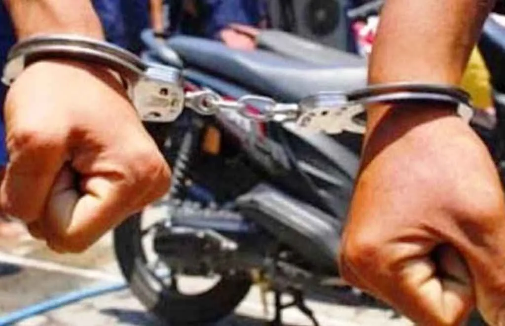 Gelapkan Dua Unit Motor, Warga Lampung Ditangkap