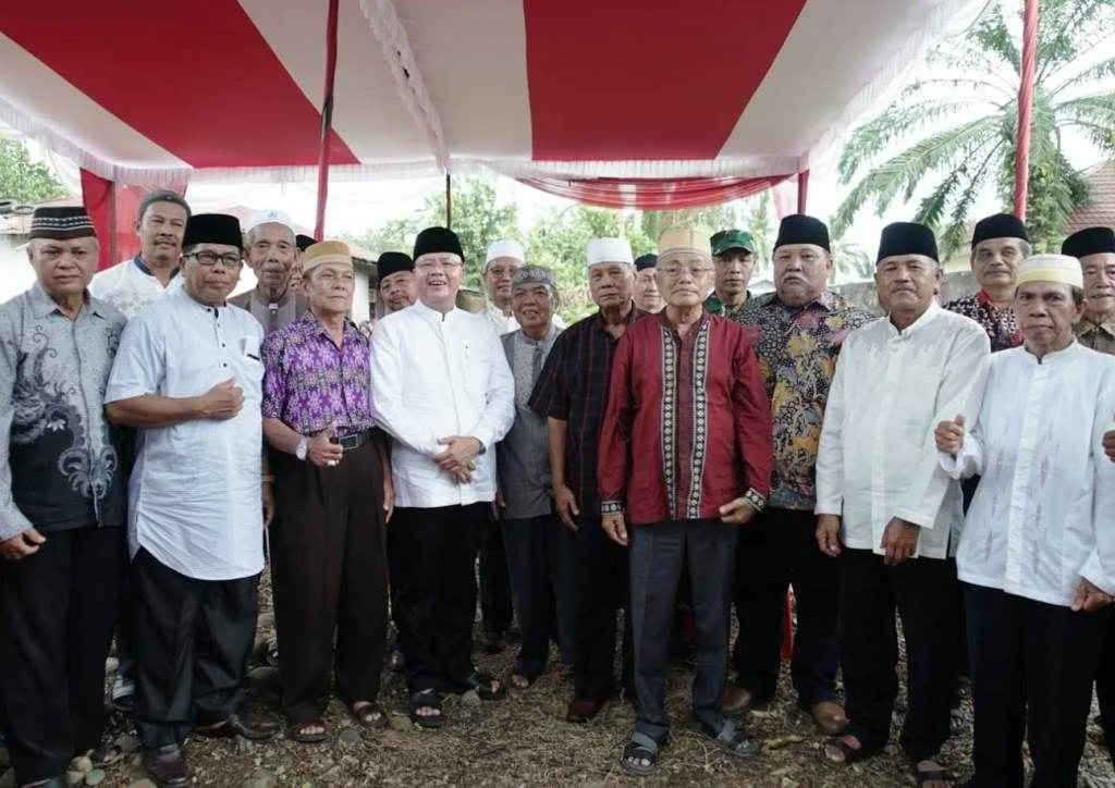 Gubernur Rohidin Ajak Masyarakat Terus Makmurkan Masjid