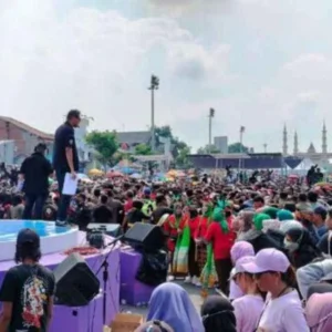 Karnaval SCTV, Ribuan Warga Tegal Terlihat Antusias