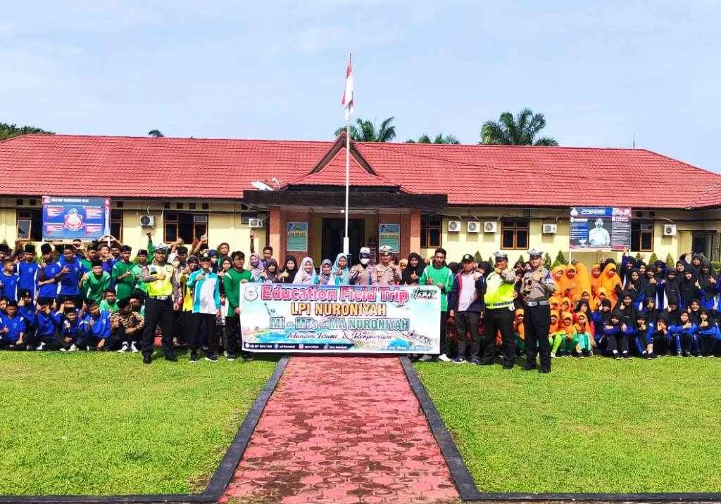 Kenal Polisi Lebih Dekat, 200 Pelajar Kunjungi Polres Mukomuko