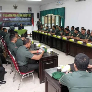 Pendam IV/Diponegoro Gelar Pelatihan Jurnalistik Pendam IV/Diponegoro Gelar Pelatihan Jurnalistik