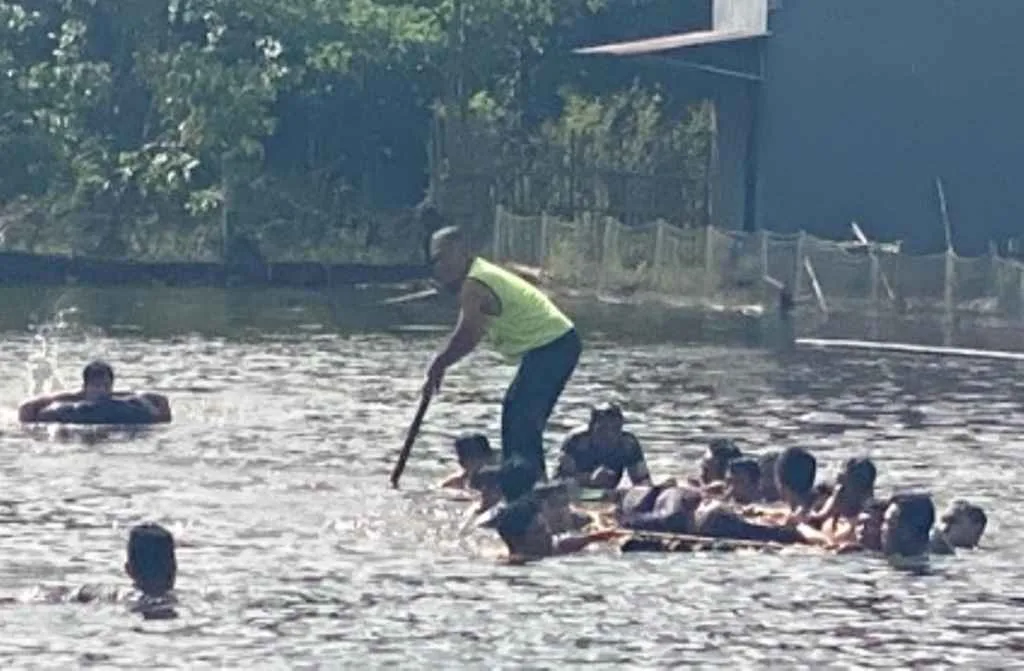 Rakit Oleng, Bocah 11 Tahun Tenggelam di Rawa