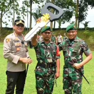 Tangkap Pelaku Curanmor, Babinsa Sumpiuh Dapat Hadiah Motor