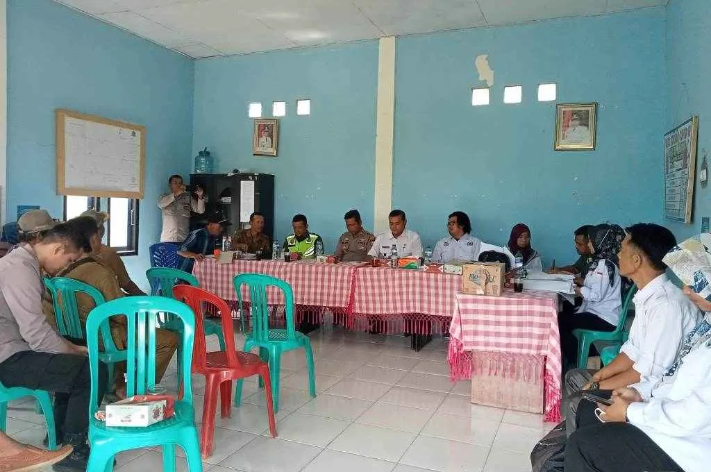 Transparansi, Desa Tik Jeniak Beberkan Penggunakan Dana Desa Saat Monev