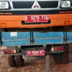 Mobil Dinas Menunjang Bisnis Pribadi Angkut Alat Musik