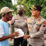 Ciptakan Kebahagiaan di Bulan Ramadhan, Polres Sragen Bagikan Nasi Kotak