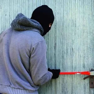 Congkel Pintu Ruko, Anak 14 Tahun Curi Motor Congkel Pintu Ruko, Remaja 14 Tahun Curi Motor