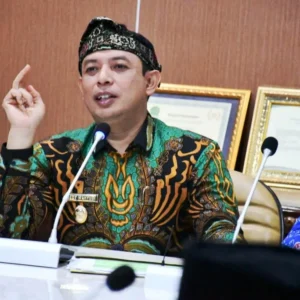 Dedy Wahyudi Pimpin Rapat Final Persiapan Hari Jadi ke-304 Kota Bengkulu Dedy Wahyudi Pimpin Rapat Final Persiapan Hari Jadi ke-304 Kota Bengkulu