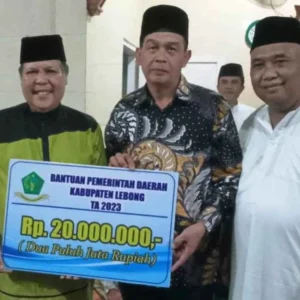 Desa Talang Ratau Terima Bantuan dari Wabup Lebong