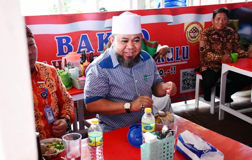 Apresiasi Warung Bakso Bernuansa Merah Putih, Helmi Hasan: Saya Merasa Terpanggil