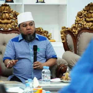 Helmi Hasan Ingatkan Ingatkan Kembali Camat dan Lurah Helmi Hasan Ingatkan Ingatkan Kembali Camat dan Lurah