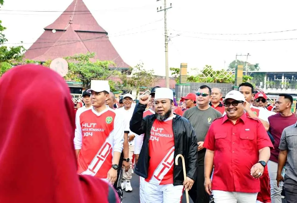 Jalan Bahagia Hari Jadi ke-304 Kota Bengkulu, Diiringi Lantunan Selawat Nabi