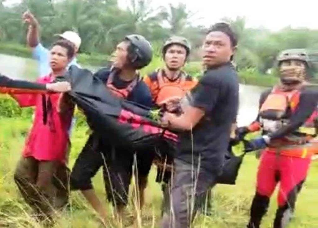 Jasad Siswi MTs Seluma Yang Hanyut di Sungai Ditemukan