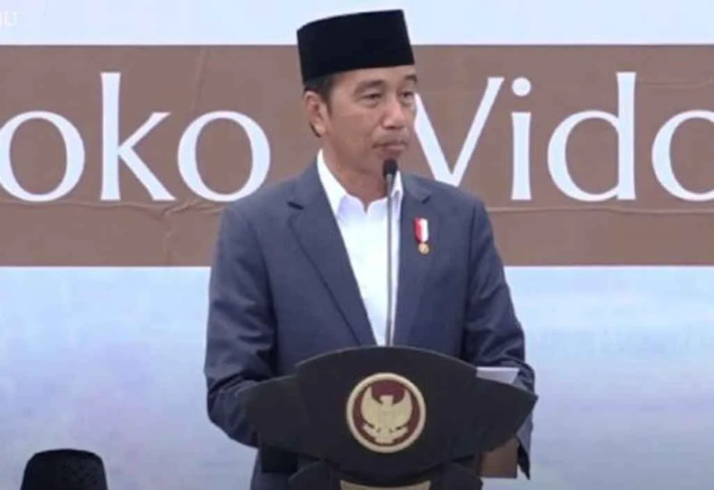 Presiden Jokowi Larang Pejabat Gelar Buka Puasa Bersama Firli Bahuri Diberhentikan Sebagai Ketua KPK Presiden Jokowi: Pertemuan dengan Partai Tidak Bahas Reshuffle Kabinet Optimalisasi Pemenuhan Gizi, Presiden Jokowi Resmi Bentuk Badan Gizi Nasional