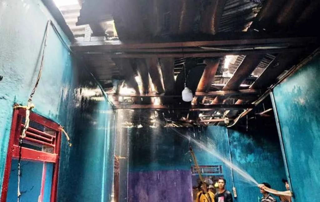 Sedang Kosong, Rumah Warga Ketahun Terbakar di Siang Hari
