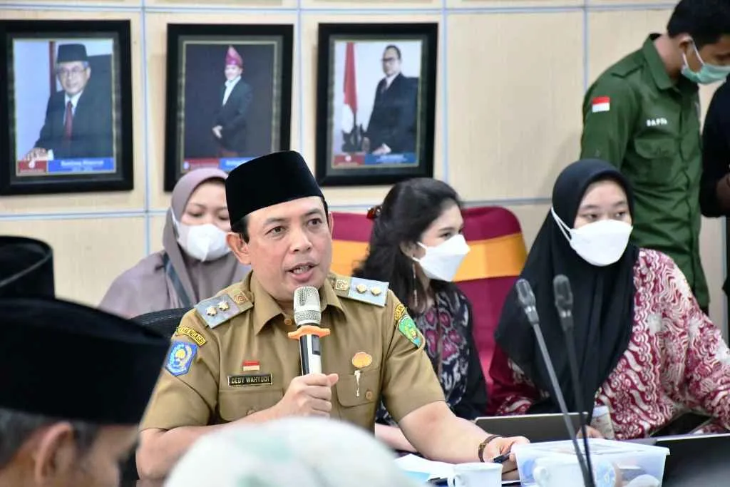 Soal Nasib PTT, Dedy Wahyudi: Pemerintah Tidak Tinggal Diam Berikan Arahan, Dedy Wahyudi: Program 1000 Jalan Mulus Dilanjutkan