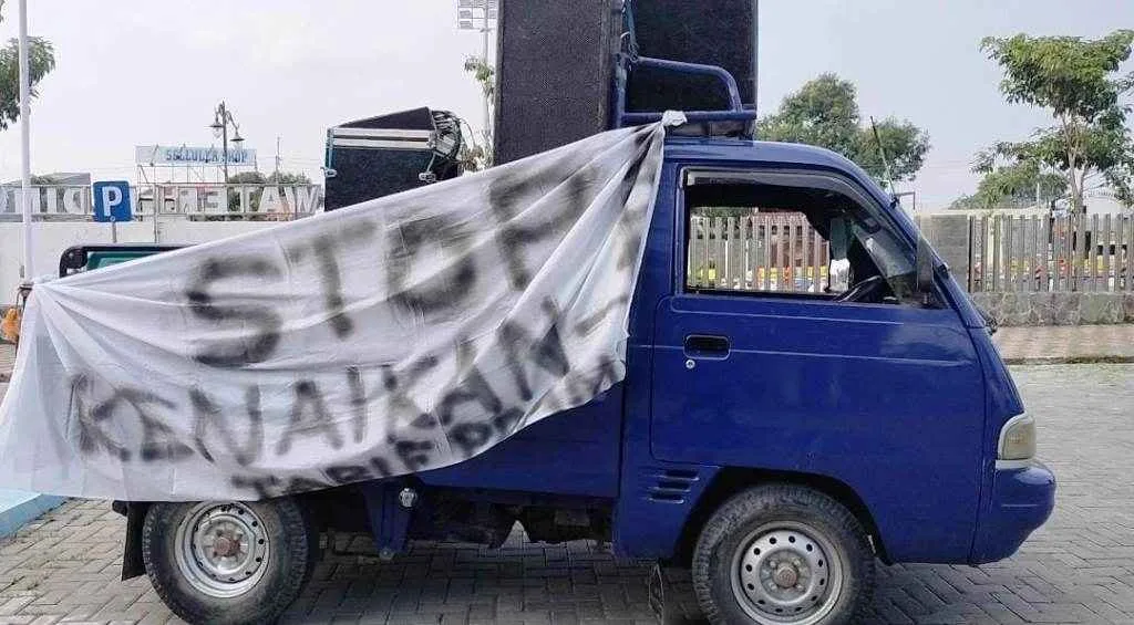 Tarif PDAM Naik, Gerakan Masyarakat Tegal Bersatu Lakukan Aksi
