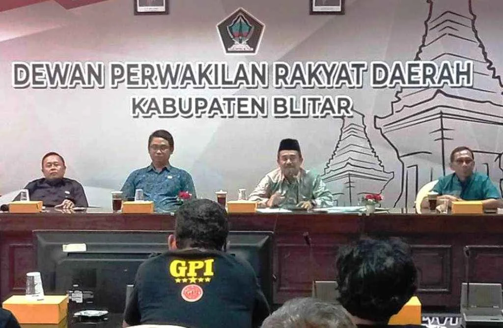Terkait Keluhan Tower di Babadan, DPRD Kabupaten Blitar Gelar Hearing