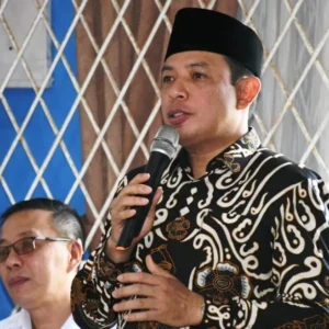 Wawali Dedy Wahyudi Minta Camat dan Lurah Aktif Turun ke Lapangan Wawali Dedy Wahyudi Minta Camat dan Lurah Aktif Turun ke Lapangan