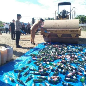 533 Botol Miras Hasil Operasi Pekat Nala Dimusnahkan Polres Bengkulu Tengah