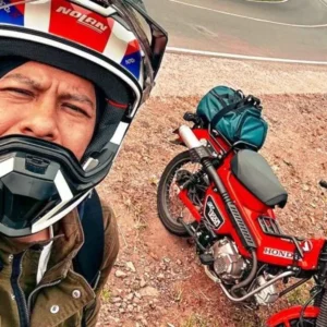 Ariel Noah Mudik ke Bandung Pakai Motor Bebek Seharga Rp.81 Juta Ariel Noah Mudik ke Bandung Pakai Motor Bebek Seharga Rp.81 Juta