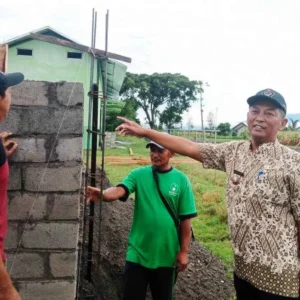 Bangun Pagar LPM Untuk Tingkatkan Kapasitas Lumbung, Pemdes Bacem Dorong BUMDes Jadi Mandiri