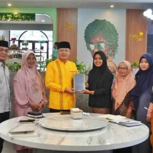 Bedah Buku Otobiografi Perempuan Pelestari Hutan Larangan, Rohidin : Buku, Warisan Yang Selalu Berbicara