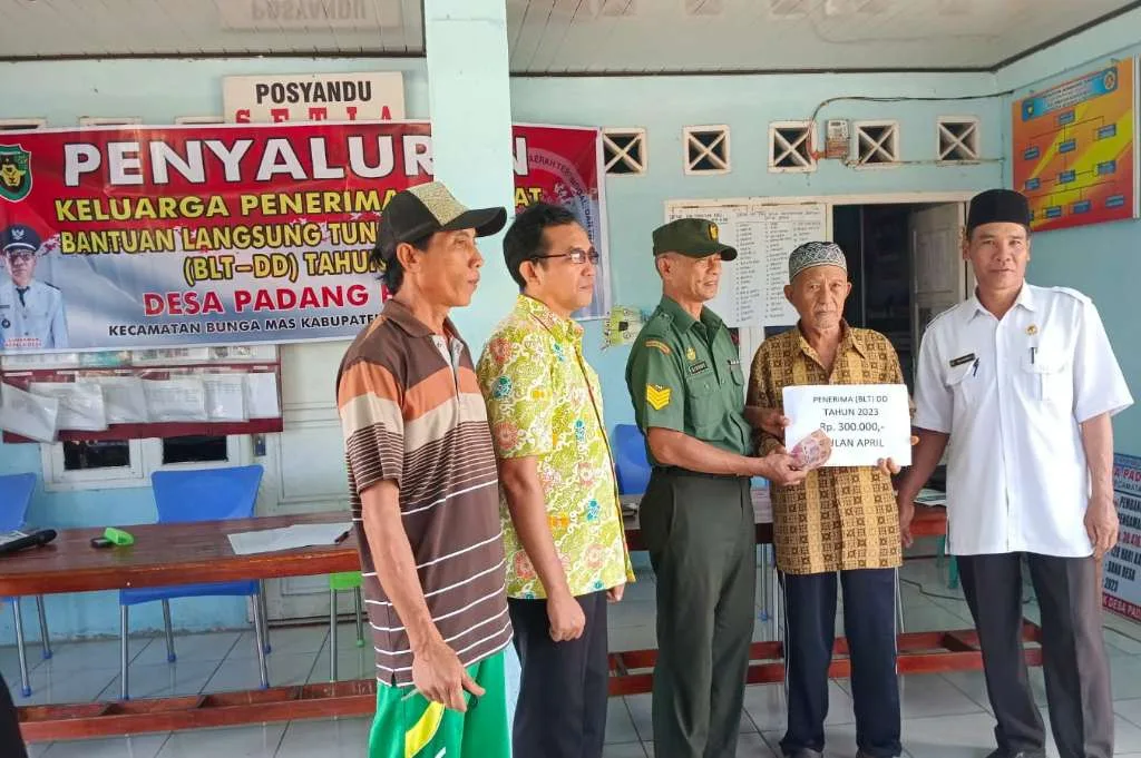 Bulan Ramadan, 21 KPM Desa Padang Bernai Dapatkan BLT
