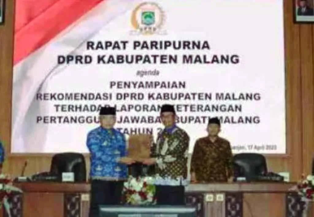 Bupati Malang Hadiri Paripurna Penyampaian Rekomendasi DPRD Terhadap LKPJ Tahun 2022