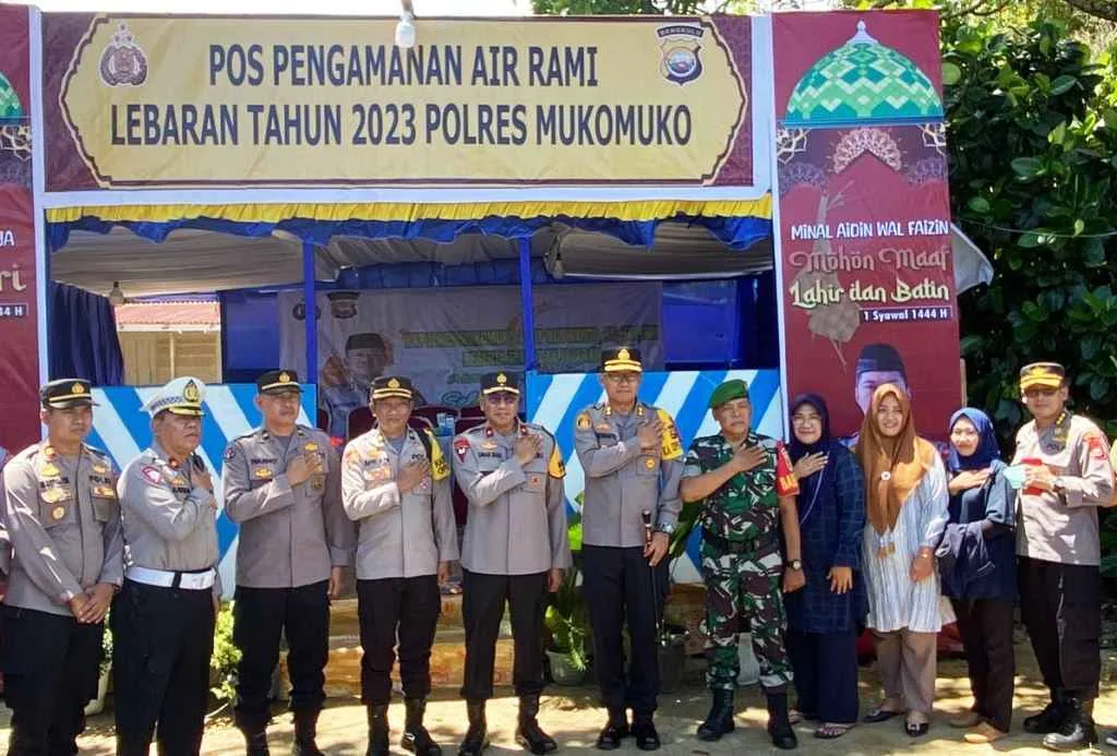 Dalam Rangka Monitoring Pos Pengamanan, Wakapolda Bengkulu Terjun Langsung Lakukan Pengecekan