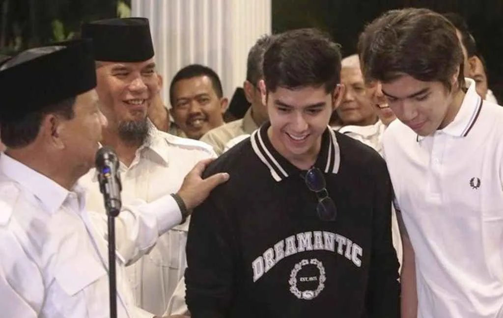 Dua Anak Ahmad Dhani Resmi Gabung Partai Gerindra, Prabowo: Mereka Masa Depan Kita