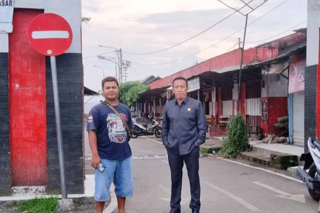 Ketua Komisi I DPRD Kabupaten Blitar Bantah Kabar Pedagang Diintimidasi