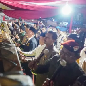 Malam Takbiran, Gubernur Rohidin "Nokok Dhol" Bersama Kapolda dan Rombongan
