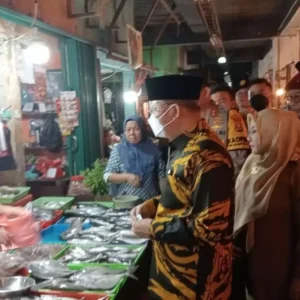 Menjelang Lebaran, Gubernur Bengkulu Rohidin Mersyah Pantau Harga dan Stok Bahan Pokok