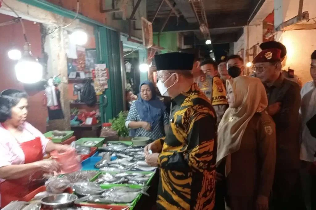 Menjelang Lebaran, Gubernur Bengkulu Rohidin Mersyah Pantau Harga dan Stok Bahan Pokok