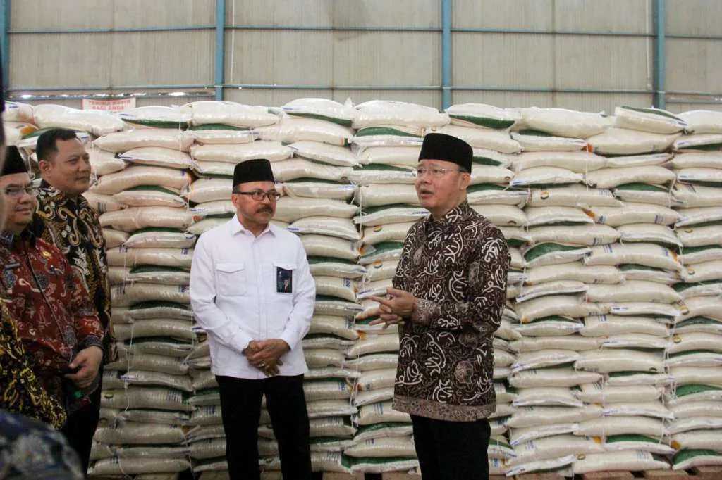 Pemprov Bengkulu Salurkan Beras Bantuan Kepada 169 Ribu KPM 