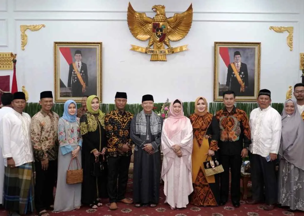 Rayakan Idulfitri Bersama Masyarakat, Gubernur Bengkulu Open House di Balai Semarak