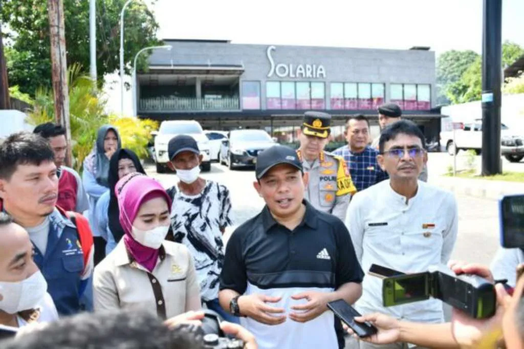 Respon Keluhan Warga, Wawali Kota Bengkulu Sidak Drainase Jalan Jati