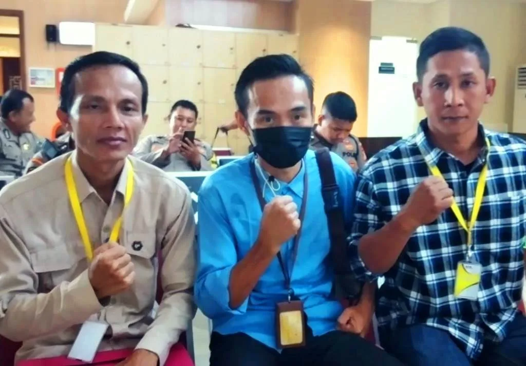 Sebelum Lakukan Unjuk Rasa Aktivis Dari Bengkulu Masukkan Laporan di KPK