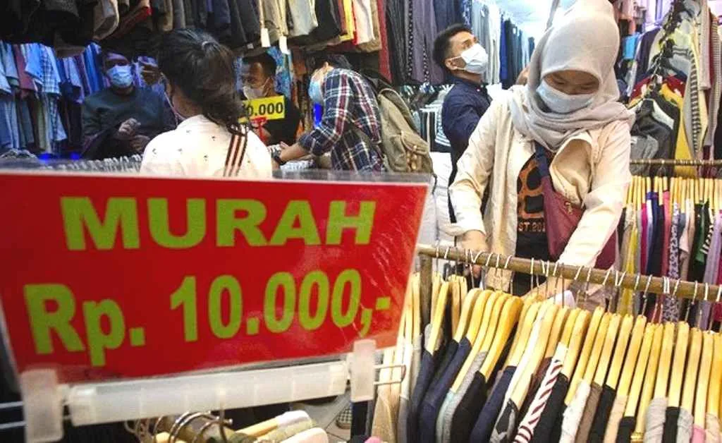 Susahnya Hapus 40 Ribu Akun Baju Bekas, Kemendag: Muncul lagi Pakai Nama Baru Tips Memilih Pakaian Bekas Berkualitas untuk Gaya Minimalis