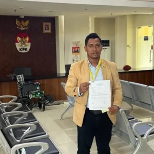 BK DPRD Bengkulu dan Polda Bengkulu Dilaporkan Kuasa Hukum Gunadi Yunir ke KPK BK DPRD Bengkulu dan Polda Bengkulu Dilaporkan Kuasa Hukum Gunadi Yunir ke KPK
