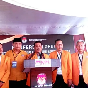 Partai Hanura Provinsi Bengkulu Datangi KPUD, Daftarkan 45 Nama Bacaleg Partai Hanura Provinsi Bengkulu