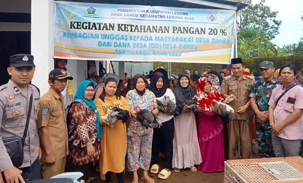 Pemdes Daneu Salurkan Ketahanan Pangan Tahap Pertama Kepada 150 KK
