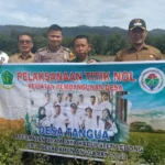 Pemdes Tangua Bagikan BLT Sekaligus Laksanakan Titik Nol