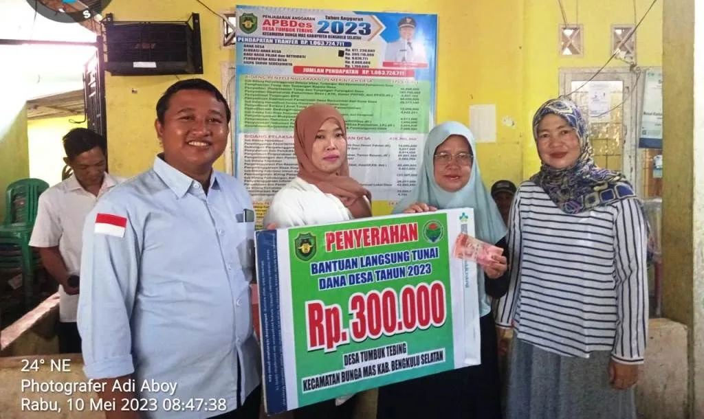 Pemdes Tumbuk Tebing Salurkan BLT DD Kepada 21 KPM