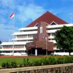Perguruan Tinggi Bukan Pabrik Buruh